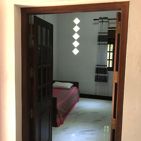 Sri Lankan Villa Elagawagoda Εξωτερικό φωτογραφία
